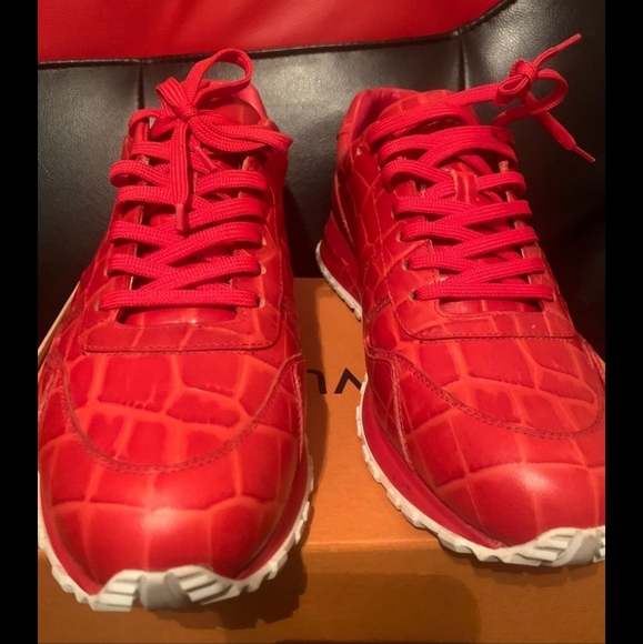 Authentic Louis Vuitton Calf Skin Crocodile Embossed Runaway Sneakers - Picture 8 of 13